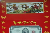 Dân Việt hào phóng chi 450.000 đồng... đổi 1 USD Giáp Ngọ