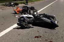 Bị côn đồ lao thẳng xe vào người, Trung uý CSGT tử vong