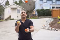 Trở thành triệu phú 27 tuổi: Tiết kiệm 80% ương, mỗi tháng chỉ tốn 500.000 tiền ăn