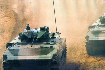 Trung Quốc khoe xe chiến đấu “nhái” trên đất Nga