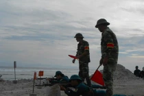 Diễn tập bắn đạn thật bảo vệ đảo Lý Sơn