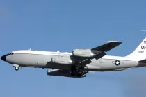 Mỹ điều “thợ săn phóng xạ” WC-135c tới Syria?