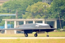 Trung Quốc trang bị UAV tàng hình cho tàu sân bay?