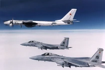 Tiêm kích Nhật đánh chặn oanh tạc cơ “bà già” Tu-95