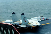 Trung Quốc: tiêm kích hạm J-15 mạnh hơn F/A-18, MiG-29K