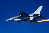 AIM-120C-7: “sát thủ” diệt MiG Triều Tiên của Hàn Quốc