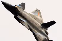 Hé lộ về tính năng “bú sữa” trên không của J-20