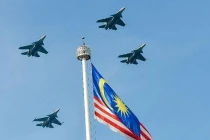 Malaysia duyệt binh khoe vũ khí “khủng”