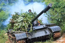 Xem “rùa thép” T-54 huấn luyện ở Tây Nguyên