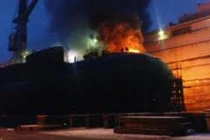 Tàu ngầm Kilo Ấn Độ phát nổ do sự cố sạc pin?