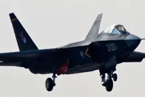 Trung Quốc: J-31 đánh bại F-35 trên thị trường vũ khí