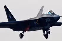 Trung Quốc: J-31 đánh bại F-35 trên thị trường vũ khí