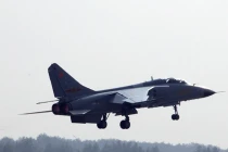 Tập trận Nga, Trung: cường kích JH-7 “trinh sát” lãnh thổ Nga