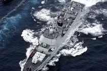 Siêu hạm Type 052D Trung Quốc thua xa chiến hạm Mỹ