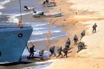 Trung Quốc tập trận đổ bộ trên Biển Đông