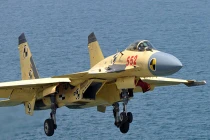 J-15 Trung Quốc "tăng cân” mới đe dọa được Mỹ