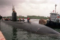 Thiếu tiền, Mỹ cho nghỉ hưu tàu ngầm hạt nhân