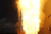 Mỹ thử nghiệm sát thủ diệt tàu chiến Nga, Trung