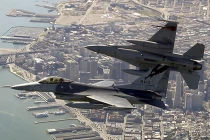 Tiêm kích F-16 đánh chặn máy bay ở New York