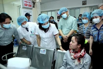 Bộ trưởng Bộ Y tế kiểm tra công tác phòng, chống sởi tại HN