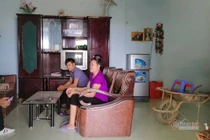 Nước mắt của mẹ Vì Văn Toán sau phiên xử vụ nữ sinh giao gà