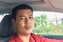 Đối tượng thuê 2 người đổ dầu thải xuống nguồn nước sông Đà ra đầu thú