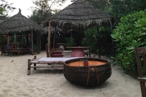 Đồng ý "tình một đêm" với đại gia kiếm tiền tỷ, cô gái gặp kết đắng