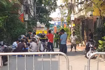 Nghi can sát hại 2 nữ sinh trong phòng trọ ở Nghĩa Đô đã tử vong