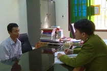 Gã đàn ông hiếp dâm hàng xóm, bỏ trốn 25 năm vẫn sa lưới