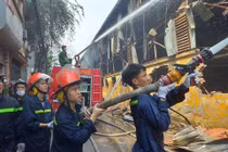 Cháy lớn Công ty Rạng Đông: Công an thông tin chính thức