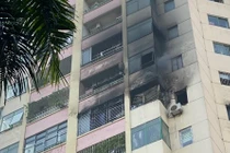 Hà Nội: Cháy lớn ở Làng QT Thăng Long, trạm cấp nước chữa cháy không có nước