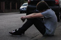 Từng bị rủa là “đứa con hoang”, giờ nhà nội vật nài gọi về... chia của