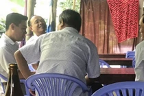 4 cán bộ ở Hậu Giang đi ăn nhậu trong giờ làm việc bị kiểm điểm