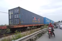 Thi thể người đàn ông biến dạng sau khi bị tàu đâm