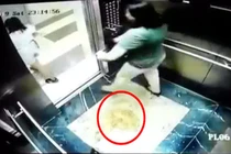 Phạt 2 triệu đồng chủ hộ có khách lấy mũ bảo hiểm che camera để "tè bậy"