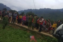 Vụ một người phụ nữ tử vong giữa cánh đồng tại Hà Giang: Mâu thuẫn từ việc mổ thận cho con?