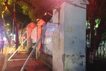 Lý do tường nhà khách La Thành phải "chống nạng" sắt