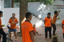 Quảng cáo 1 đằng thực tế 1 nẻo, Tâm Việt "lừa dối" gia đình trẻ tự kỷ ra sao?