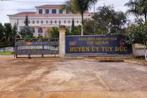 Chánh văn phòng Huyện ủy lên tiếng sau khi bị tố đánh tài xế