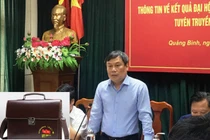 Mua cặp cho quan tiền tỷ, không chỉ riêng Quảng Bình gây “sốc“