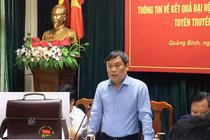 Mua cặp cho quan tiền tỷ, không chỉ riêng Quảng Bình gây “sốc“