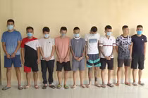 20 đối tượng 'hỗn chiến' náo loạn đường phố, 2 người nguy kịch