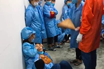 Tin nóng ngày 15/8: 45 công nhân bị ngất trong ca làm việc