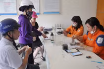 Người dân tố Điện lực Lạng Sơn “ép” thanh toán tiền điện qua tài khoản ngân hàng