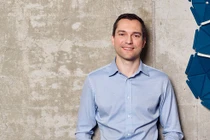 CEO trẻ nhất tham dự APEC là ai?