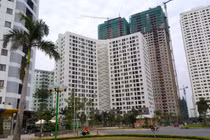 Chung cư HUD3 cắt nước, cấp nước bẩn cho người dân dùng tạm