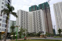 Chung cư HUD3 cắt nước, cấp nước bẩn cho người dân dùng tạm