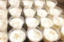 Dừa dầm sốt khắp vỉa hè: Đặc sản Hải Phòng siêu "hot" ở Hà Nội