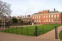 Tổ ấm của vợ chồng Hoàng tử Harry được cải tạo với chi phí 42 tỷ 