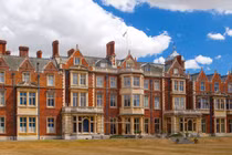 Khối tài sản hơn 18 tỷ USD của Hoàng gia Anh gồm những gì?